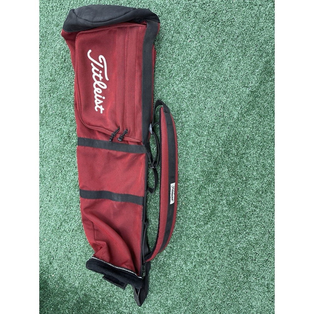 Titleist Sunday Carry Golf Bag Red